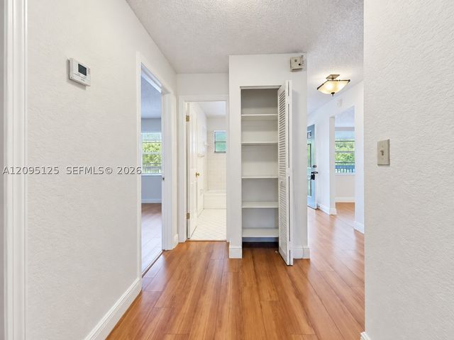8982 W Sample Rd 204, Coral Springs, FL 33065