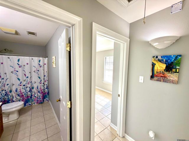 412 Summers St, Denham Springs, LA 70726