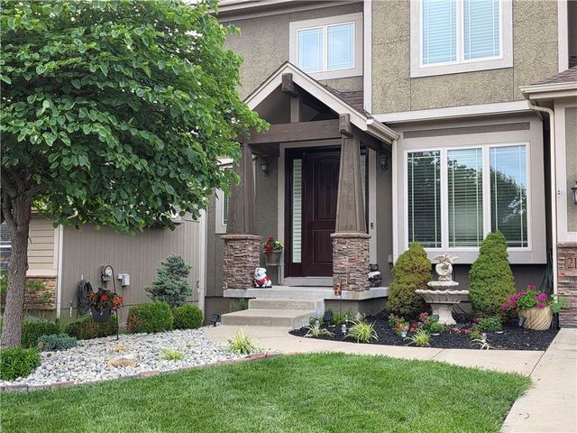 21836 W 176th Terrace, Olathe, KS 66062