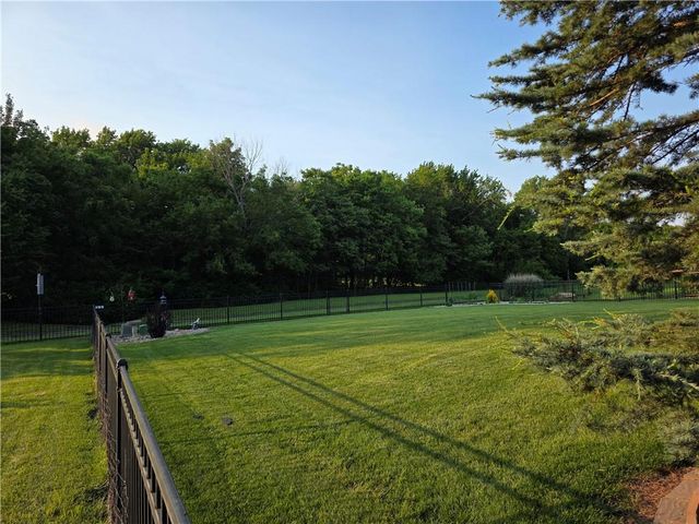 21836 W 176th Terrace, Olathe, KS 66062