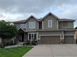 21836 W 176th Terrace, Olathe, KS 66062