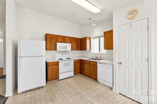 10215 Orchard Grass Court, Charlotte, NC 28278