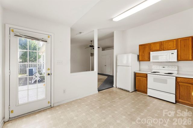 10215 Orchard Grass Court, Charlotte, NC 28278