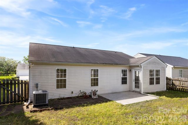 10215 Orchard Grass Court, Charlotte, NC 28278
