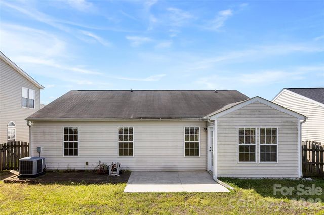 10215 Orchard Grass Court, Charlotte, NC 28278