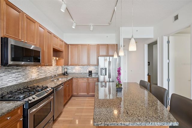 150 E ROBINSON STREET 2709, Orlando, FL 32801