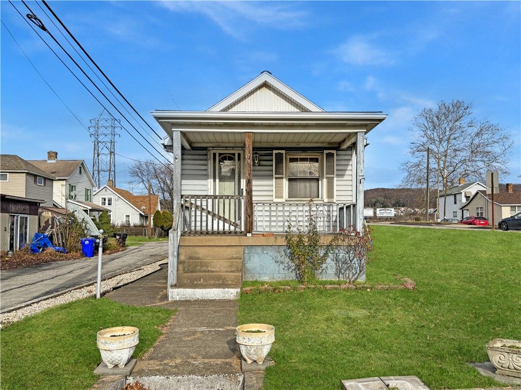 1701 Indiana Ave, Monaca, PA 15061