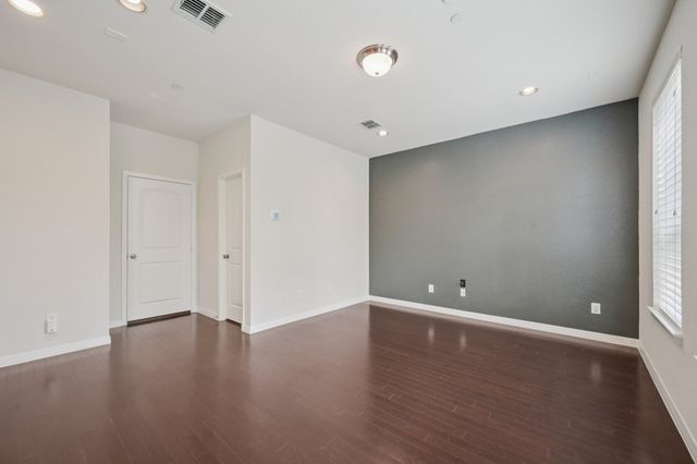 3934 Amberwood Drive, Addison, TX 75001