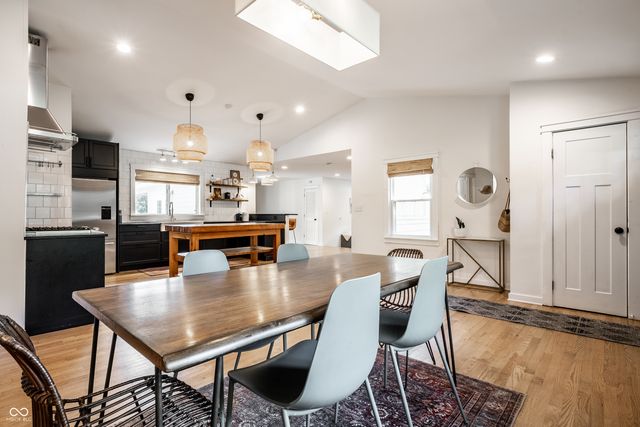 2460 E 99th Street, Carmel, IN 46280