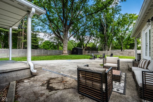 2460 E 99th Street, Carmel, IN 46280