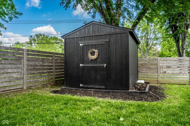 2460 E 99th Street, Carmel, IN 46280