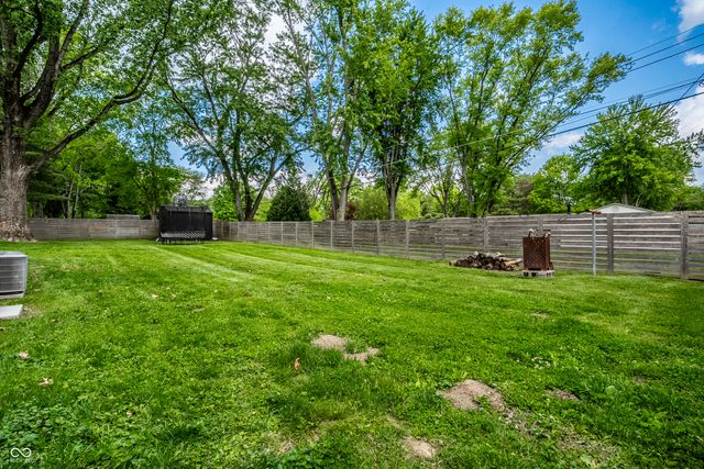 2460 E 99th Street, Carmel, IN 46280