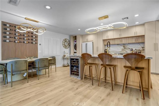 21701 Costanso Street, Woodland Hills, CA 91364