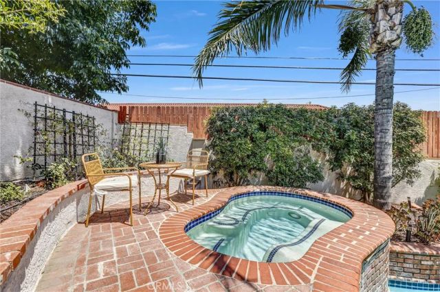 21701 Costanso Street, Woodland Hills, CA 91364