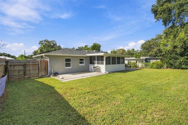 2315 AMHERST AVENUE, Bradenton, FL 34207