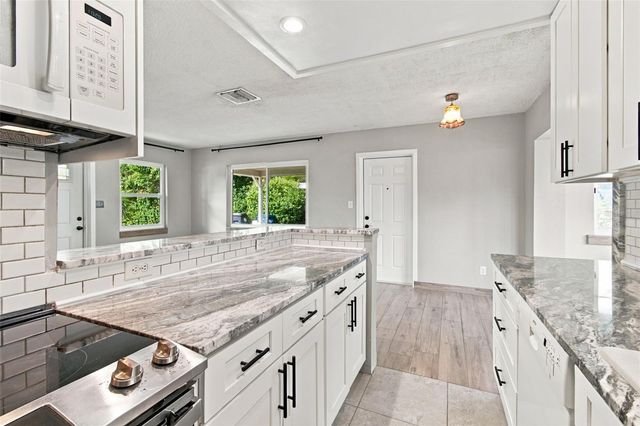 2315 AMHERST AVENUE, Bradenton, FL 34207