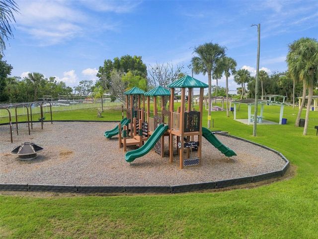 2315 AMHERST AVENUE, Bradenton, FL 34207