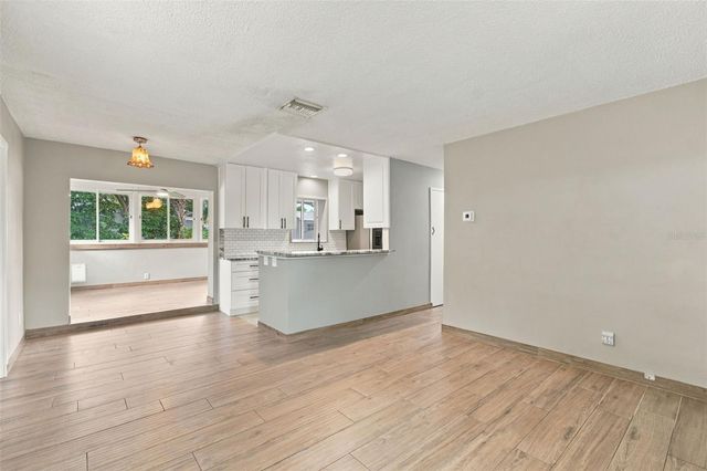 2315 AMHERST AVENUE, Bradenton, FL 34207