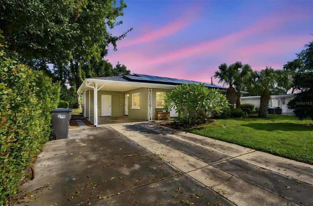 2315 AMHERST AVENUE, Bradenton, FL 34207