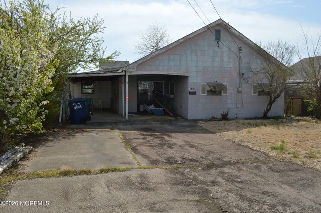 22 N Captains Drive, Little Egg Harbor, NJ 08087