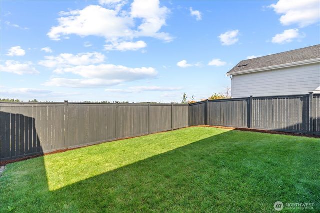 23380 SE Larch Street, Black Diamond, WA 98010