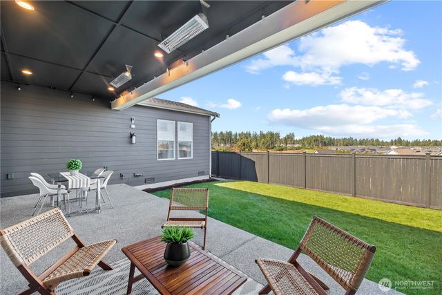 23380 SE Larch Street, Black Diamond, WA 98010