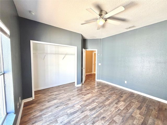 1044 LONGVILLE CIRCLE, Tavares, FL 32778