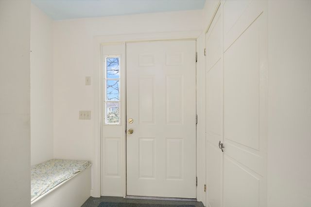 210 Pleasant St, Seekonk, MA 02771