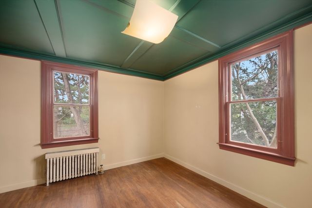 210 Pleasant St, Seekonk, MA 02771