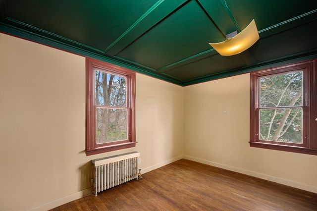 210 Pleasant St, Seekonk, MA 02771