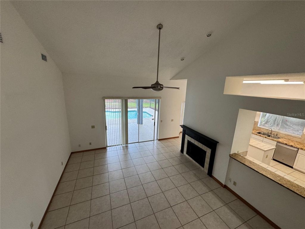 Image 37 of property listing at 1206 CORNERSTONE COURT, Orlando, FL 32835