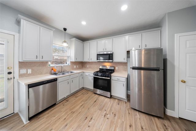 18927 Crescent Fountain Road, Spring, TX 77388