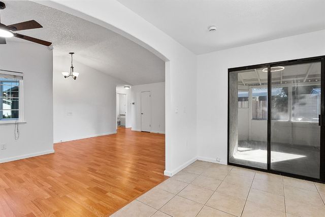 3589 Binghamton Dr, Sacramento, CA 95834