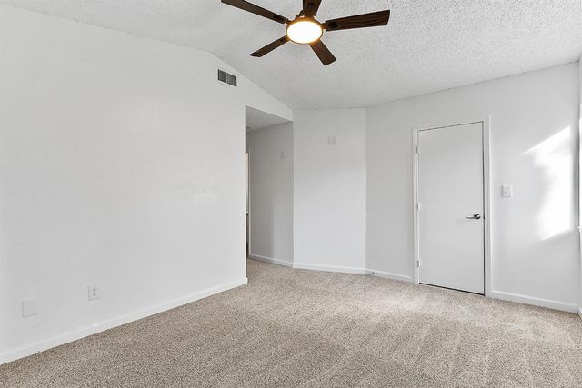 3589 Binghamton Dr, Sacramento, CA 95834