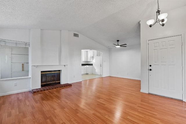 3589 Binghamton Dr, Sacramento, CA 95834