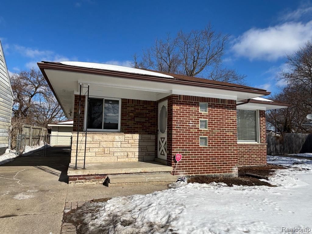 28758 Leona Street, Garden City, MI 48135