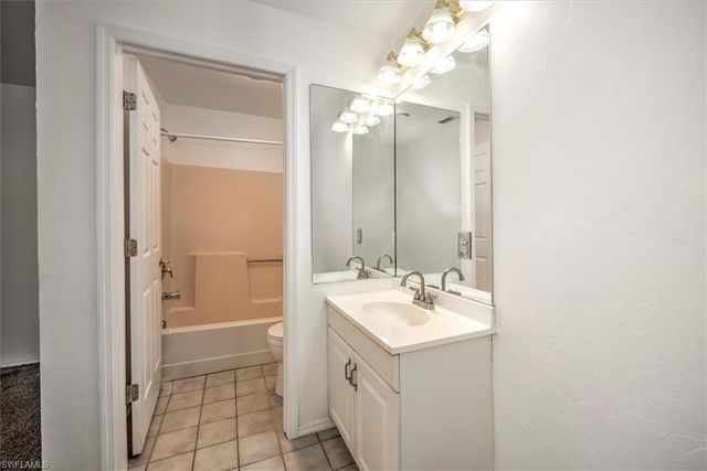 509 Capitol ST, North Fort Myers, FL 33903