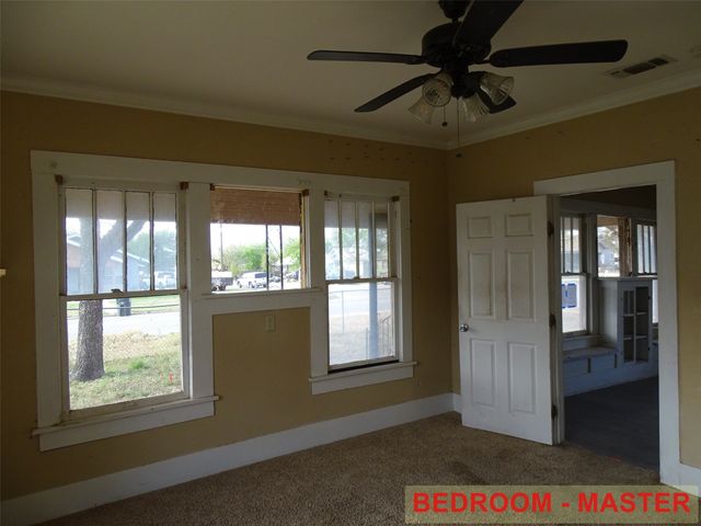 1040 S 7th Street, Abilene, TX 79602