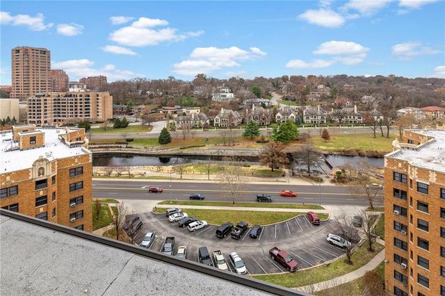 803 W 48th Street 706, Kansas City, MO 64112