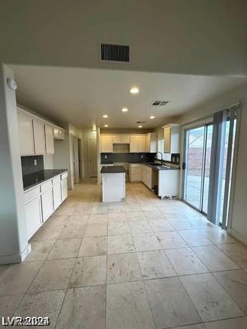 6320 Legend Falls Street, North Las Vegas, NV 89081