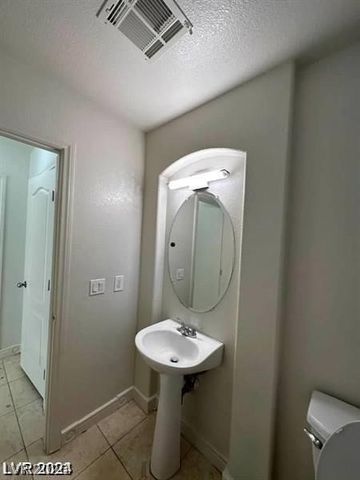 6320 Legend Falls Street, North Las Vegas, NV 89081