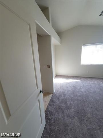 6320 Legend Falls Street, North Las Vegas, NV 89081