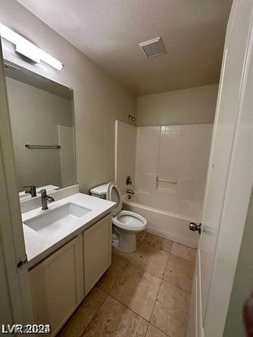 6320 Legend Falls Street, North Las Vegas, NV 89081