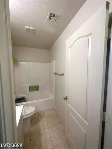 6320 Legend Falls Street, North Las Vegas, NV 89081