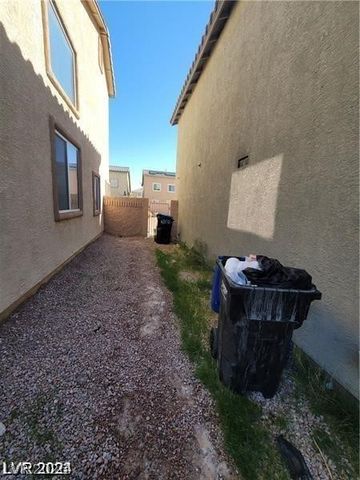 6320 Legend Falls Street, North Las Vegas, NV 89081