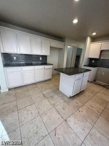 6320 Legend Falls Street, North Las Vegas, NV 89081