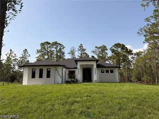 4563 45TH AVE NE, Naples, FL 34120