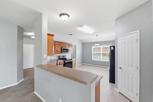 2120 New Holland Drive, Rockwall, TX 75032