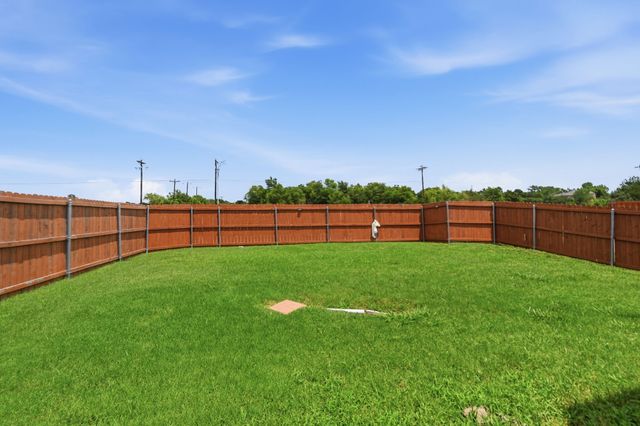 2120 New Holland Drive, Rockwall, TX 75032