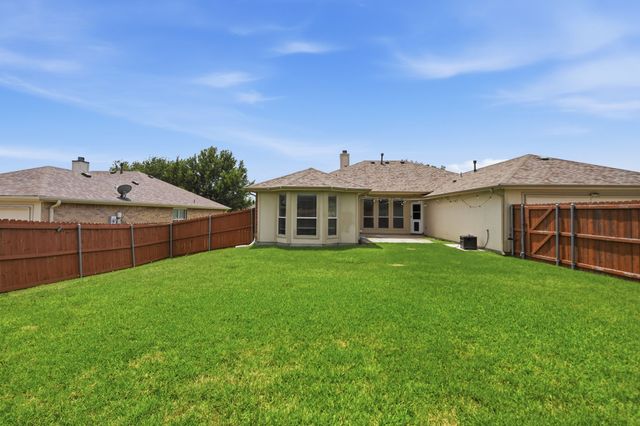 2120 New Holland Drive, Rockwall, TX 75032